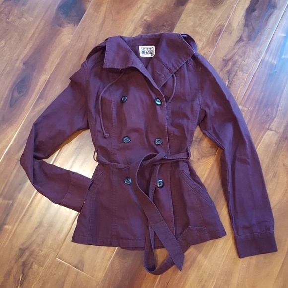 Converse Jackets & Blazers - 🔥Clearance🔥 Converse light weight purple jacket